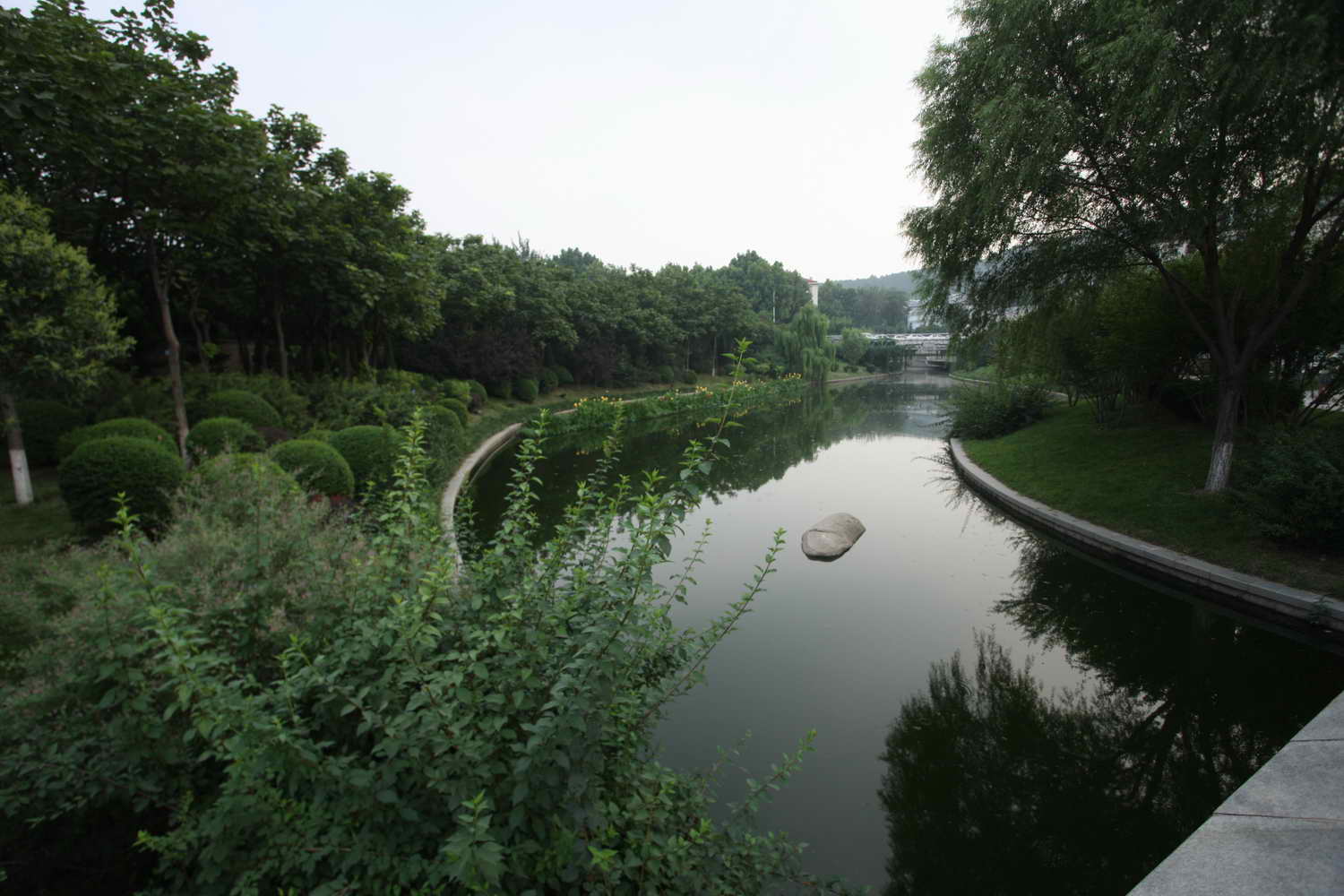 泉城公園及其周邊環境整治工程——玉秀河